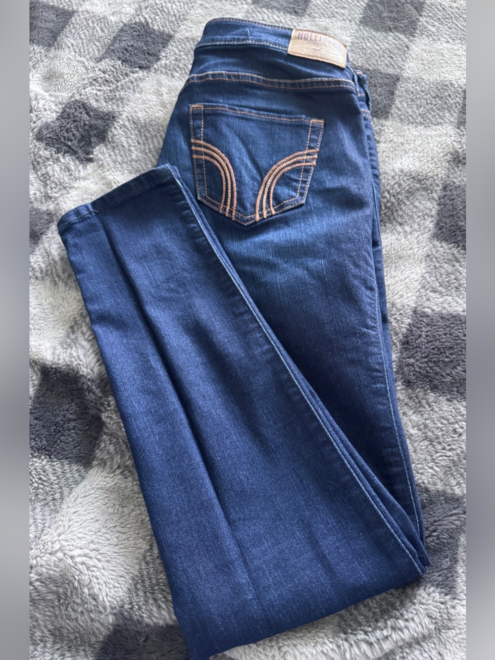 *LIKE NEW-Hollister Women's Dark Blue Skinny Jeans-5 Short-27/29